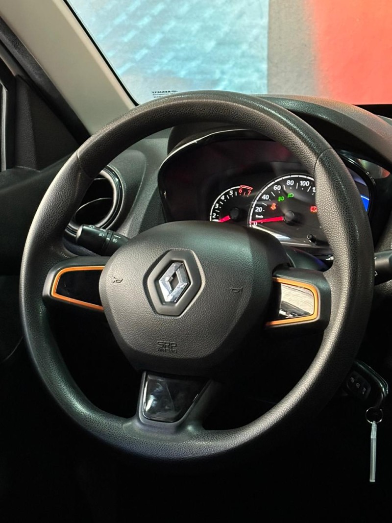 KWID 1.0 12V OUTSIDER FLEX 4P MANUAL - 2020 - SãO LEOPOLDO