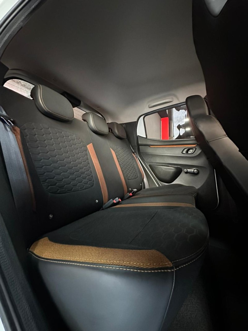 KWID 1.0 12V OUTSIDER FLEX 4P MANUAL - 2020 - SãO LEOPOLDO
