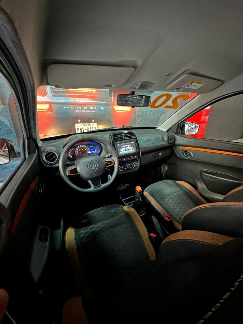 KWID 1.0 12V OUTSIDER FLEX 4P MANUAL - 2020 - SãO LEOPOLDO