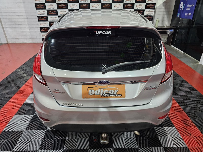 FIESTA 1.6 TITANIUM PLUS HATCH 16V FLEX 4P AUTOMÁTICO - 2016 - CAXIAS DO SUL