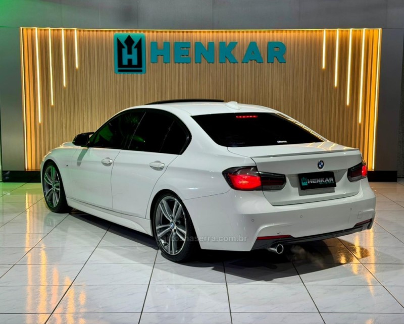 320I 2.0 M SPORT 16V TURBO GASOLINA 4P AUTOMÁTICO - 2018 - CAMPO BOM