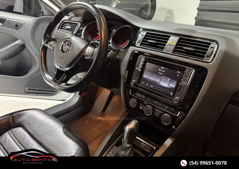 JETTA 2.0 TSI HIGHLINE 211CV GASOLINA 4P DSG - 2017 - BENTO GONçALVES