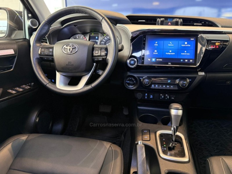 HILUX 2.8 SRX PLUS 4X4 CD TURBO DIESEL 4P AUTOMÁTICO - 2024 - SãO LEOPOLDO