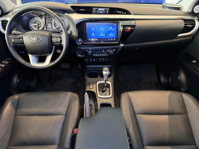HILUX 2.8 SRX PLUS 4X4 CD TURBO DIESEL 4P AUTOMÁTICO - 2024 - SãO LEOPOLDO