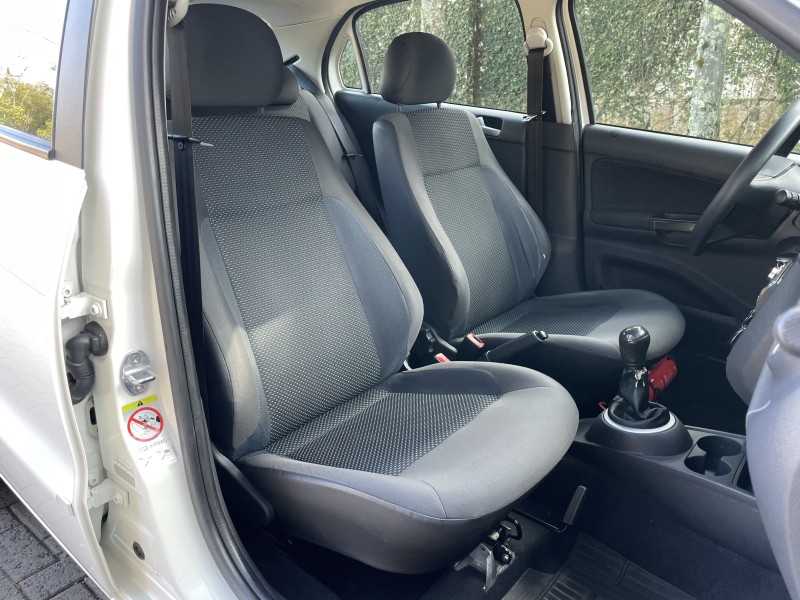 GOL 1.0 MI TRENDLINE 8V FLEX 4P MANUAL - 2016 - CAXIAS DO SUL