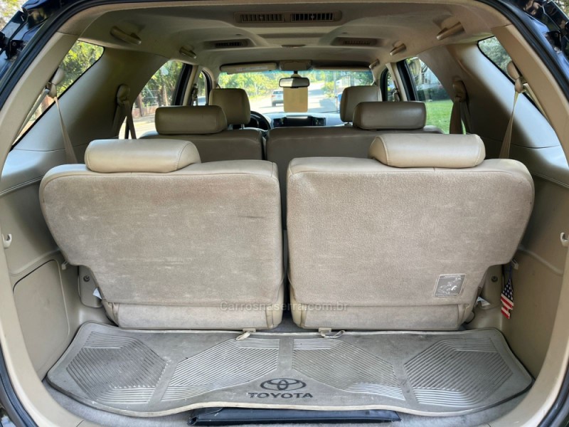 HILUX SW4 3.0 SRV 4X4 7 LUGARES 16V TURBO INTERCOOLER DIESEL 4P AUTOMÁTICO - 2010 - FELIZ