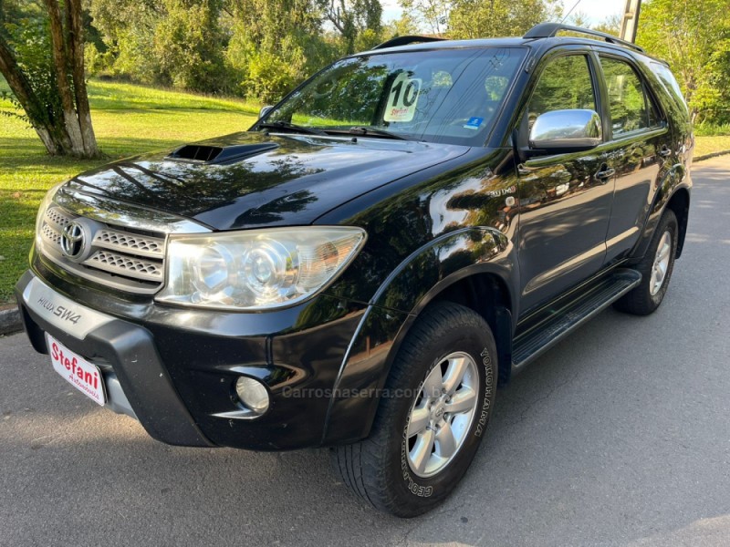 hilux sw4 3.0 srv 4x4 7 lugares 16v turbo intercooler diesel 4p automatico 2010 feliz