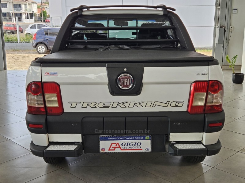 STRADA 1.6 MPI TREKKING CD 16V FLEX 2P MANUAL - 2013 - TAPEJARA