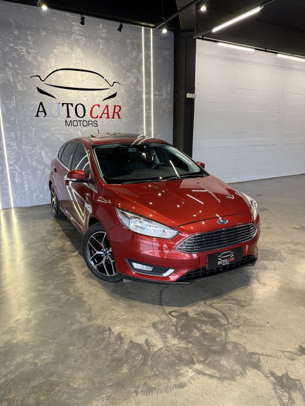 focus 2.0 titanium hatch 16v flex 4p automatico 2017 caxias do sul