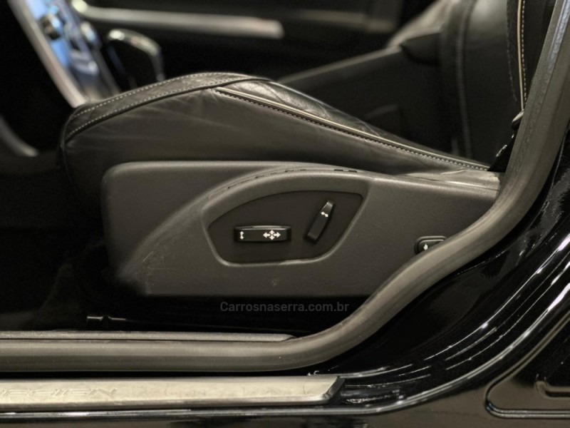 XC60 2.0 T6 R DESIGN TURBO GASOLINA 4P AUTOMÁTICO - 2015 - CAXIAS DO SUL