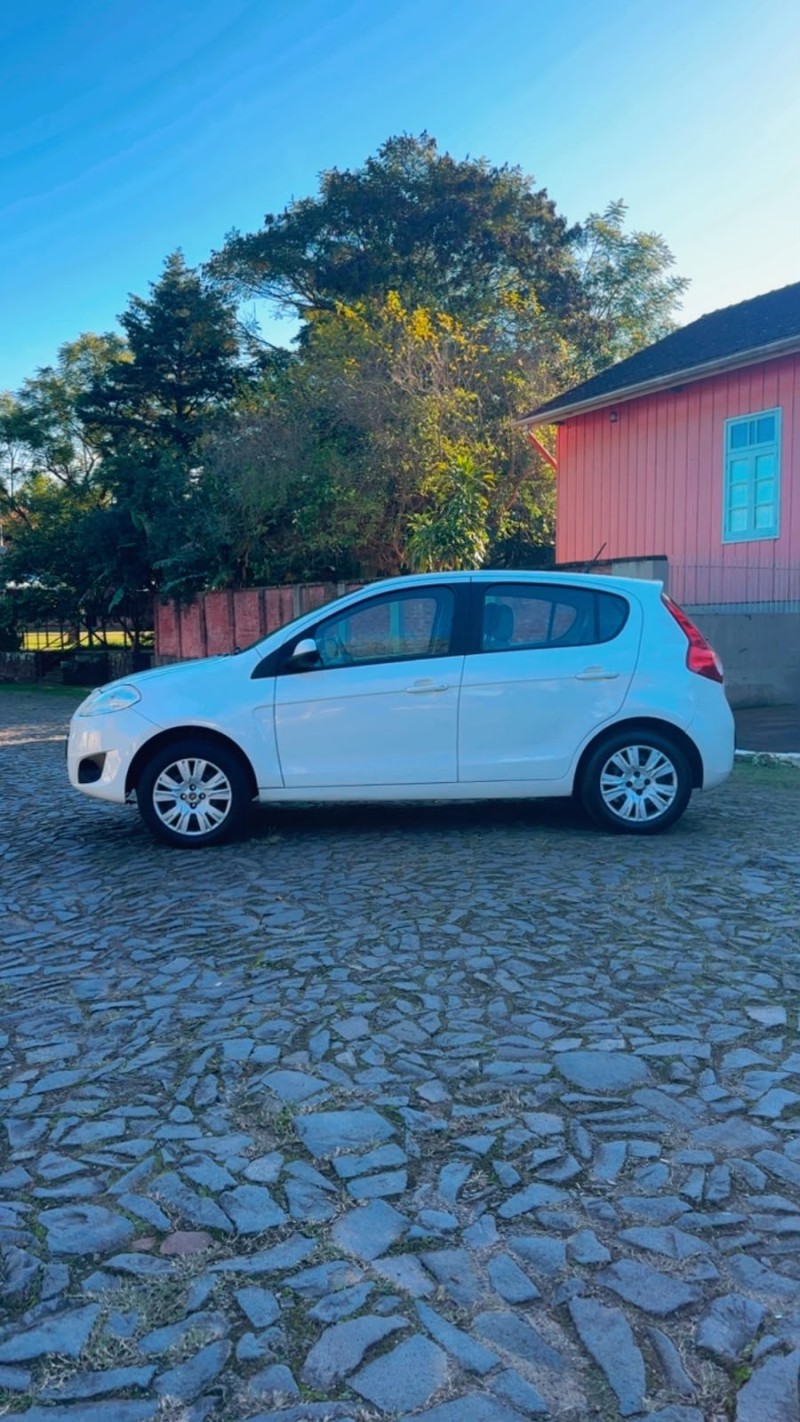 PALIO 1.6 MPI ESSENCE 16V FLEX 4P MANUAL - 2013 - SãO SEBASTIãO DO CAí