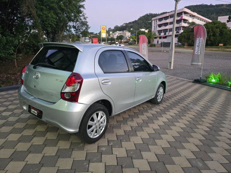 ETIOS 1.5 X PLUS 16V FLEX 4P AUTOMÁTICO - 2020 - ENCANTADO