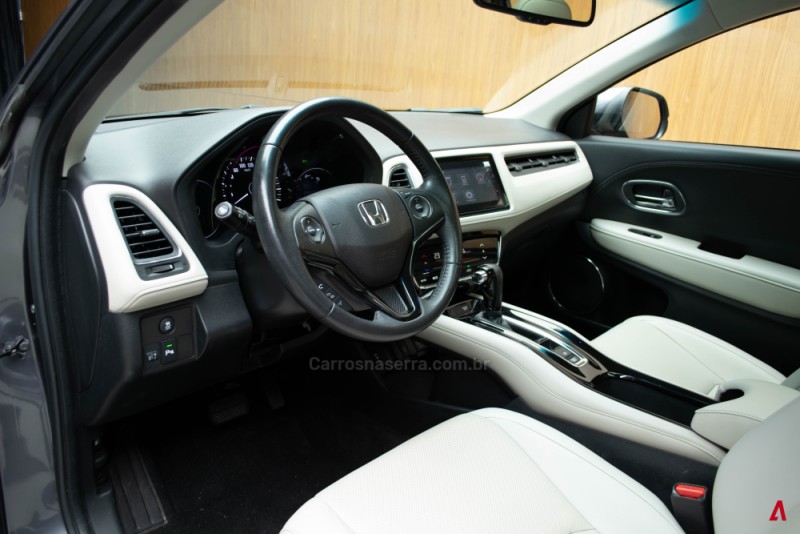 HR-V 1.5 16V TOURING TURBO GASOLINA 4P AUTOMÁTICO - 2021 - GARIBALDI