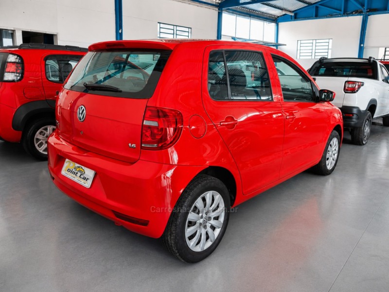 FOX 1.6 MI 8V FLEX 4P MANUAL - 2014 - VACARIA
