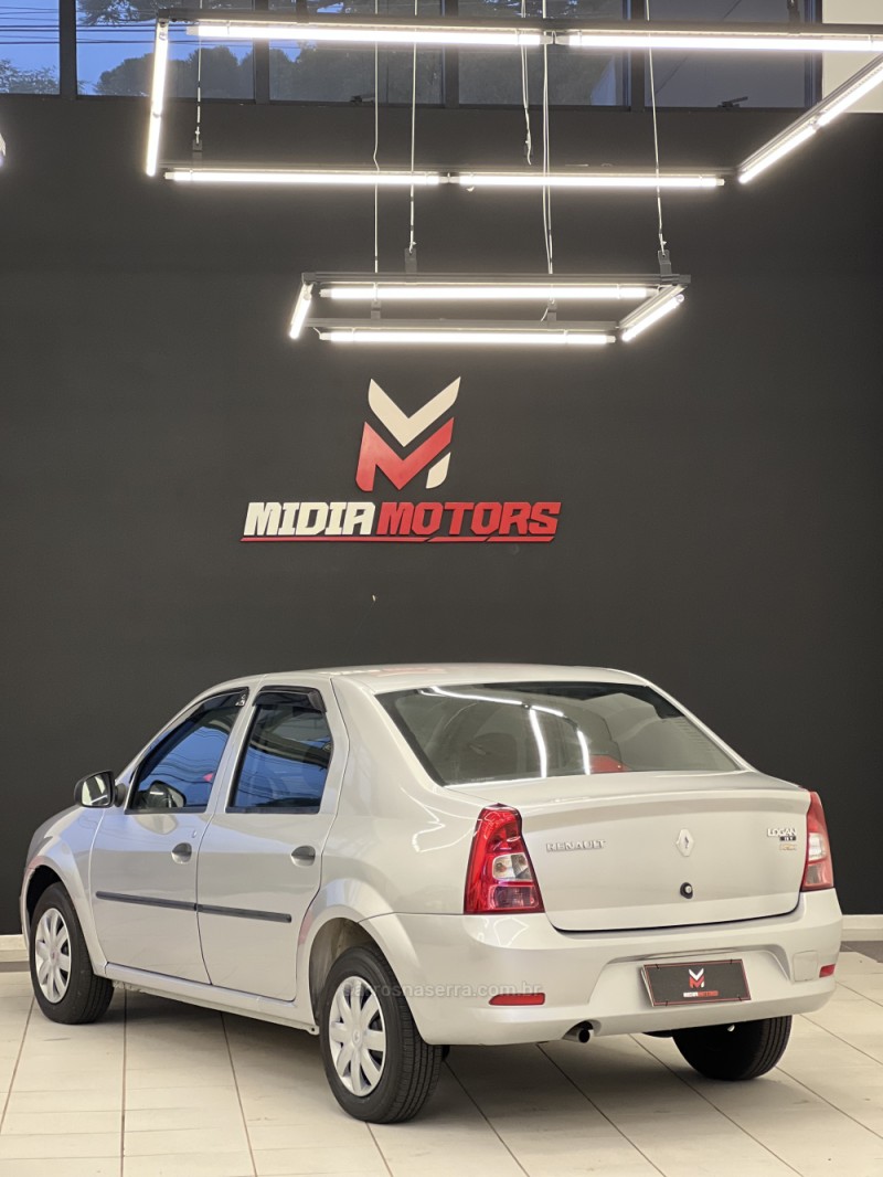 LOGAN 1.0 AUTHENTIQUE 16V FLEX 4P MANUAL - 2011 - CAXIAS DO SUL