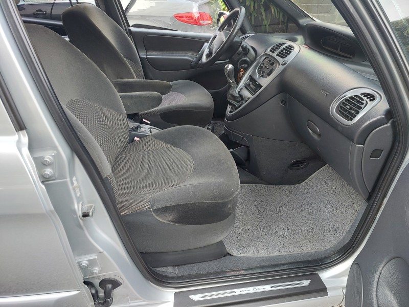 XSARA PICASSO 1.6 I GLX 16V FLEX 4P MANUAL - 2011 - BENTO GONçALVES