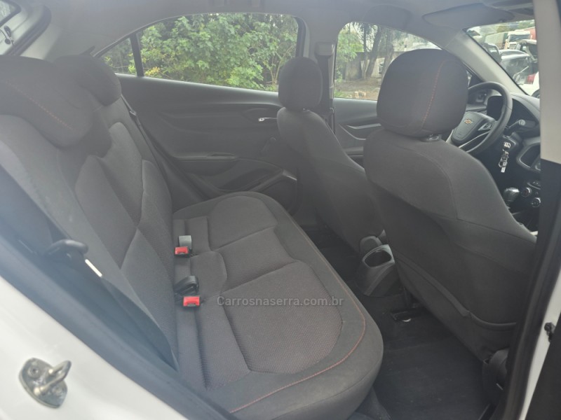 ONIX 1.4 MPFI LT 8V FLEX 4P MANUAL - 2016 - ENCANTADO