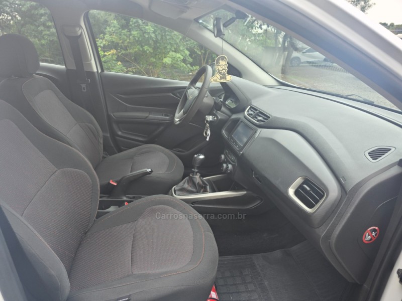 ONIX 1.4 MPFI LT 8V FLEX 4P MANUAL - 2016 - ENCANTADO
