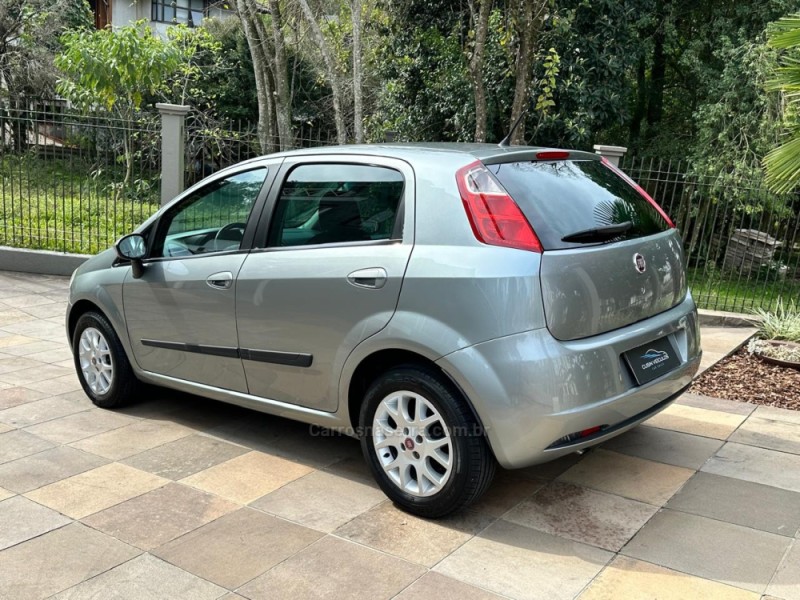 PUNTO 1.4 ELX 8V FLEX 4P MANUAL - 2010 - BENTO GONçALVES