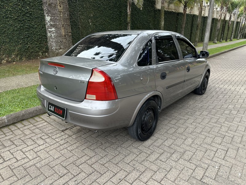 CORSA 1.0 MPFI SEDAN 8V GASOLINA 4P MANUAL - 2004 - CAXIAS DO SUL