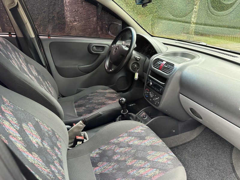 CORSA 1.0 MPFI SEDAN 8V GASOLINA 4P MANUAL - 2004 - CAXIAS DO SUL