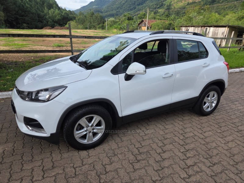 TRACKER 1.4 16V TURBO FLEX LT AUTOMÁTICO - 2018 - PICADA CAFé