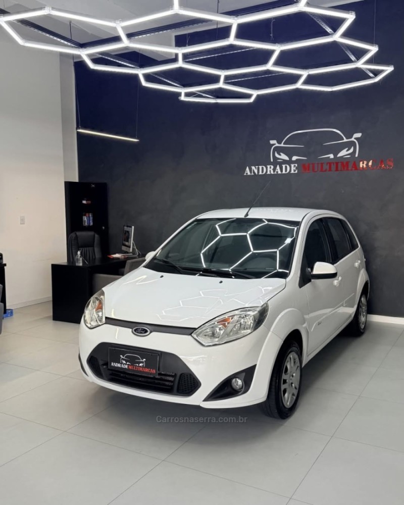 FIESTA 1.6 SE HATCH 16V FLEX 4P MANUAL - 2014 - CAXIAS DO SUL