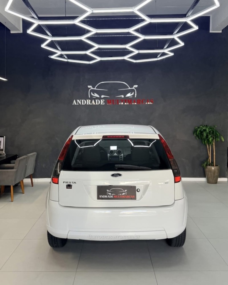 FIESTA 1.6 SE HATCH 16V FLEX 4P MANUAL - 2014 - CAXIAS DO SUL