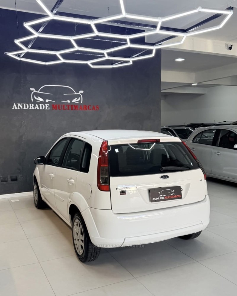 FIESTA 1.6 SE HATCH 16V FLEX 4P MANUAL - 2014 - CAXIAS DO SUL