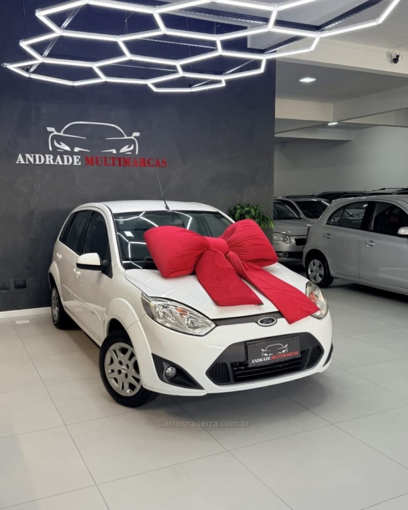 fiesta 1.6 se hatch 16v flex 4p manual 2014 caxias do sul