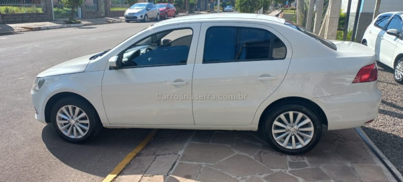 VOYAGE 1.6 MI TREND 8V FLEX 4P MANUAL - 2015 - PICADA CAFé