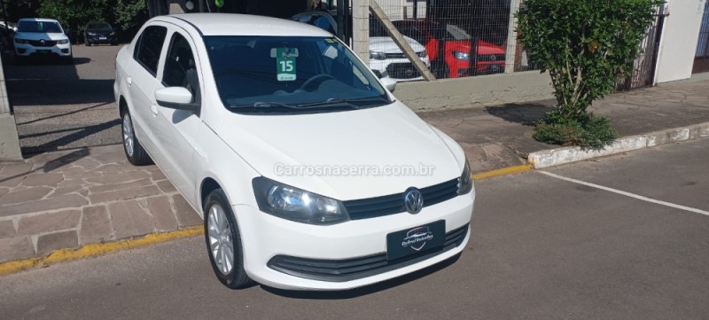VOYAGE 1.6 MI TREND 8V FLEX 4P MANUAL - 2015 - PICADA CAFé