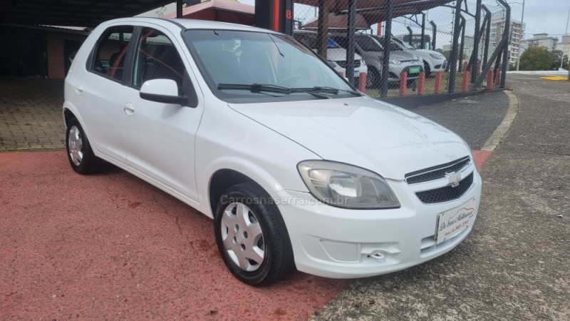 CELTA 1.0 MPFI LT 8V FLEX 4P MANUAL - 2014 - FARROUPILHA