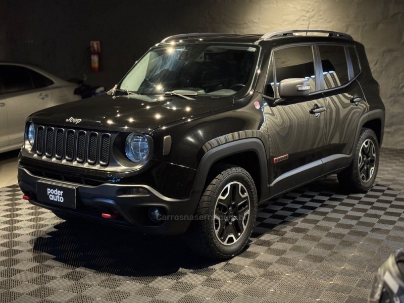 RENEGADE 2.0 16V TURBO DIESEL TRAILHAWK 4P 4X4 AUTOMÁTICO - 2016 - FARROUPILHA