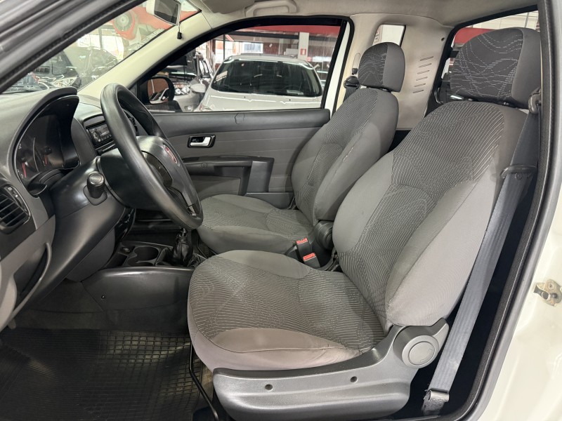 STRADA 1.4 MPI WORKING CE 8V FLEX 2P MANUAL - 2013 - FARROUPILHA