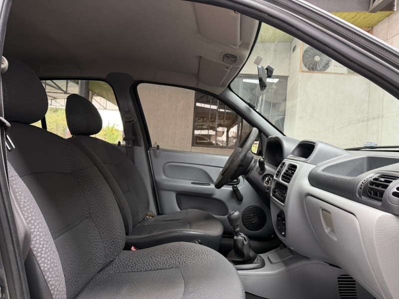 CLIO 1.0 CAMPUS 16V FLEX 4P MANUAL - 2010 - CAXIAS DO SUL