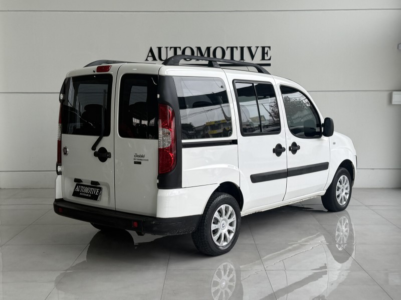 DOBLÓ 1.4 MPI ELX 8V FLEX 4P MANUAL 7 LUGARES - 2012 - CAXIAS DO SUL