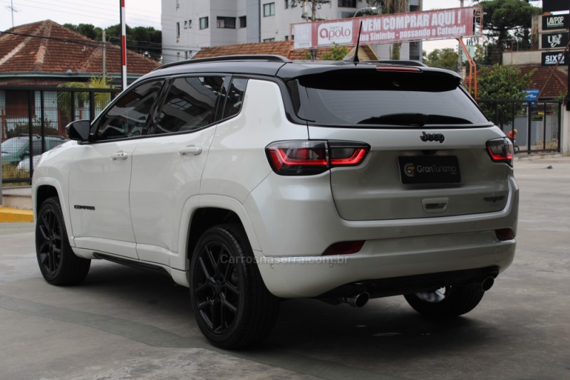 COMPASS 2.0 HURRICANE BLACKHAWK 4X4 TURBO GASOLINA 4P AUTOMÁTICO - 2025 - CAXIAS DO SUL