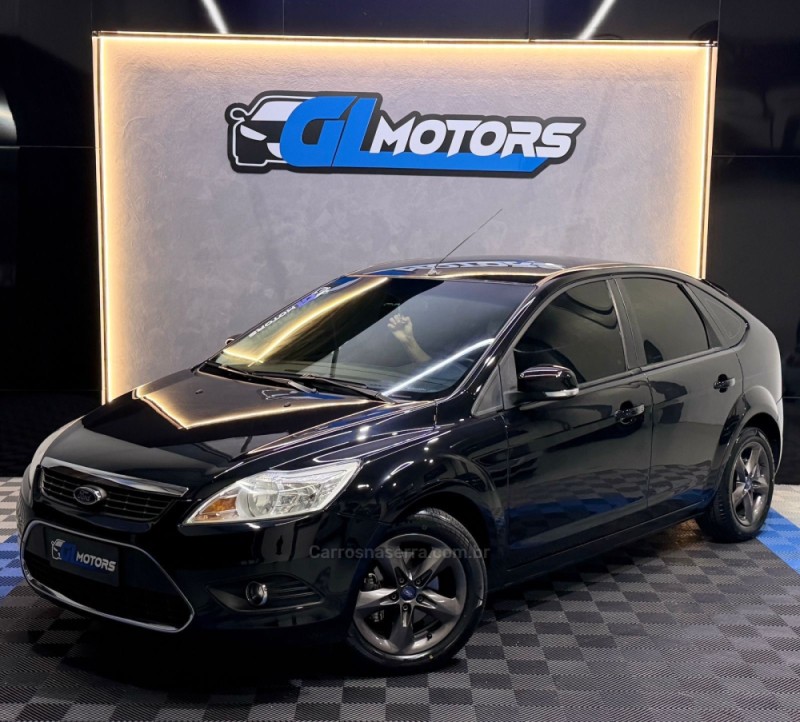 FOCUS 1.6 GLX 16V FLEX 4P MANUAL - 2013 - NOVO HAMBURGO