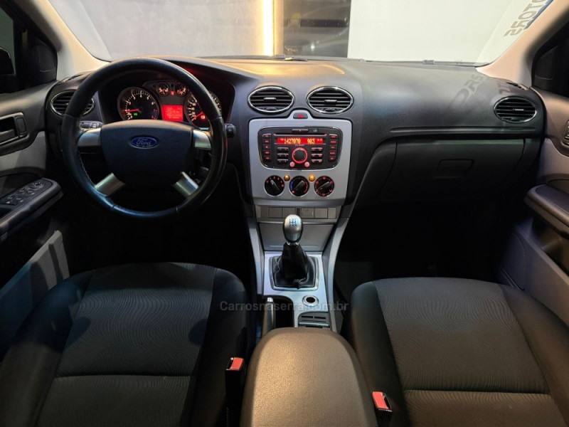 FOCUS 1.6 GLX 16V FLEX 4P MANUAL - 2013 - NOVO HAMBURGO