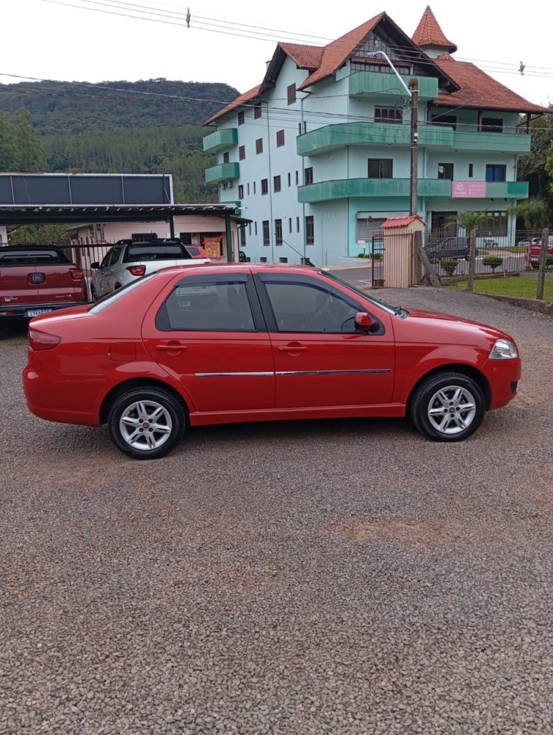 SIENA 1.4 MPI EL 8V FLEX 4P MANUAL - 2013 - PICADA CAFé