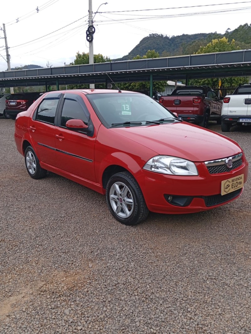 SIENA 1.4 MPI EL 8V FLEX 4P MANUAL - 2013 - PICADA CAFé