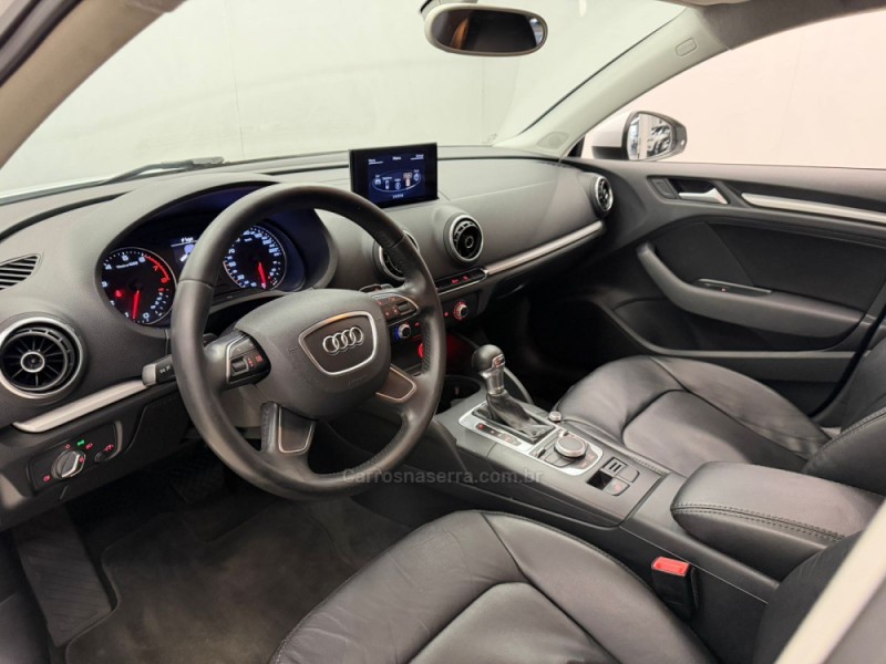 A3 1.4 TFSI SEDAN ATTRACTION 16V GASOLINA 4P S-TRONIC - 2015 - CAXIAS DO SUL