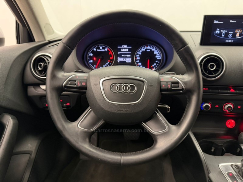A3 1.4 TFSI SEDAN ATTRACTION 16V GASOLINA 4P S-TRONIC - 2015 - CAXIAS DO SUL