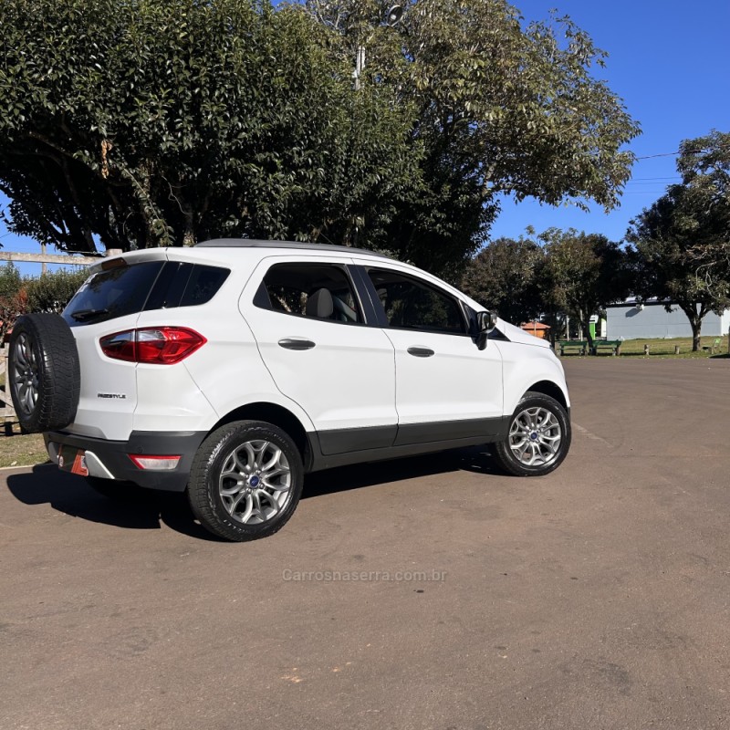 ECOSPORT 1.6 FREESTYLE 16V FLEX 4P AUTOMÁTICO - 2016 - VACARIA
