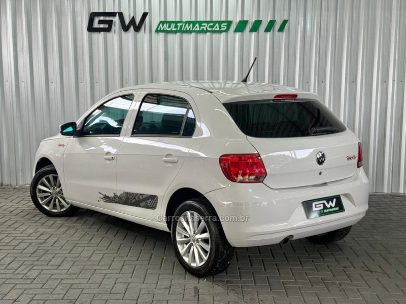 GOL 1.0 MI TRENDLINE 8V FLEX 4P MANUAL - 2015 - CAXIAS DO SUL