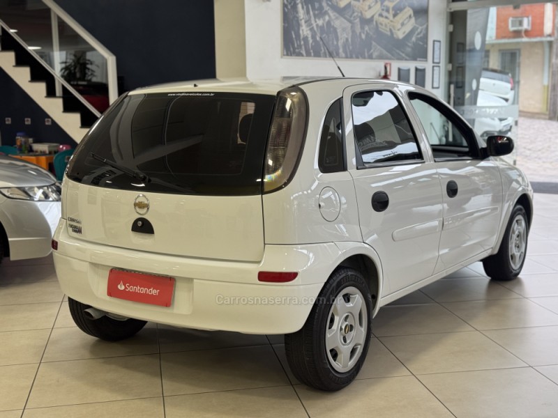 CORSA 1.4 MPFI MAXX 8V FLEX 4P MANUAL - 2012 - FLORES DA CUNHA
