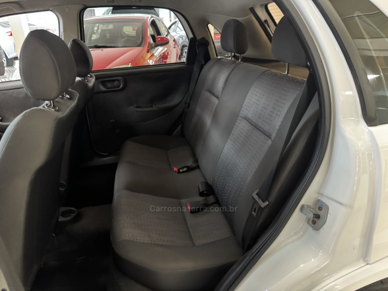 CORSA 1.4 MPFI MAXX 8V FLEX 4P MANUAL - 2012 - FLORES DA CUNHA