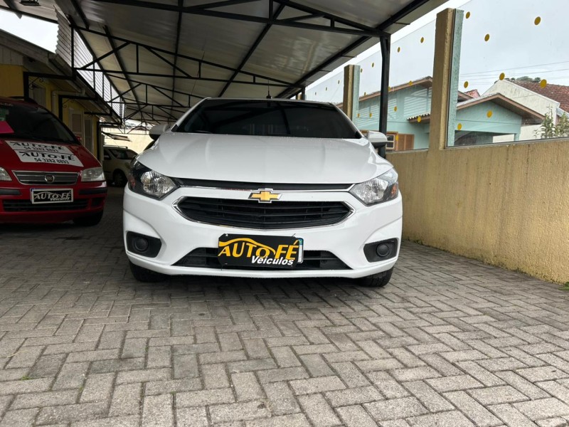 PRISMA 1.4 MPFI LT 8V FLEX 4P MANUAL - 2019 - CANELA