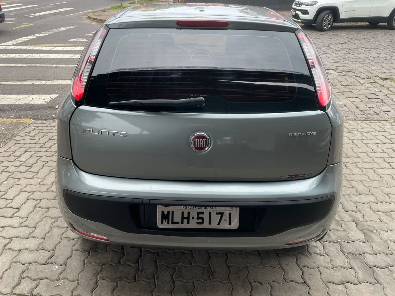 PUNTO 1.4 ATTRACTIVE ITALIA 8V FLEX 4P MANUAL - 2013 - CAXIAS DO SUL
